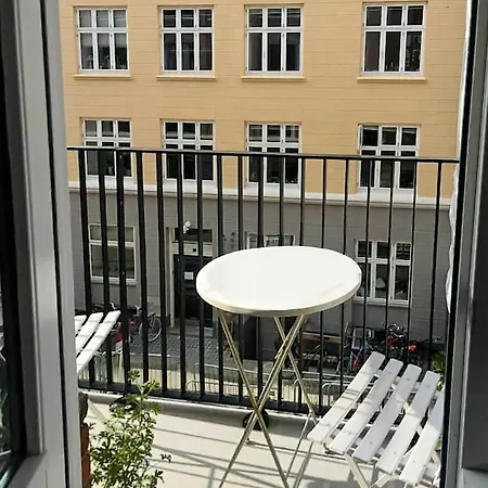 Grand With Balcony On Osterbro * Kopenhagen